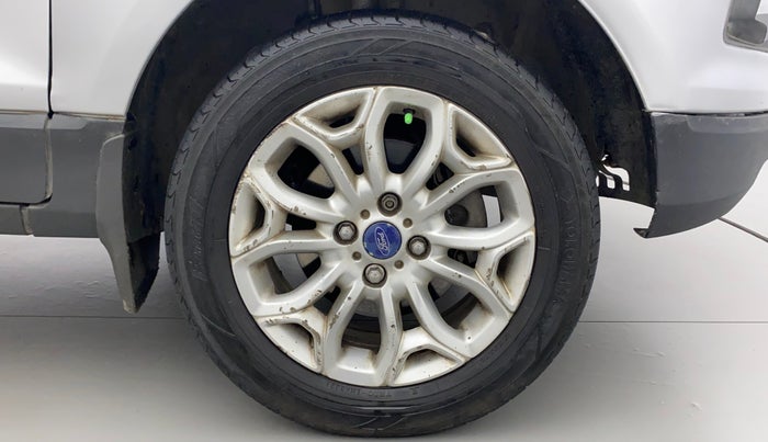 2015 Ford Ecosport TITANIUM 1.5L DIESEL, Diesel, Manual, 1,05,171 km, Right Front Wheel
