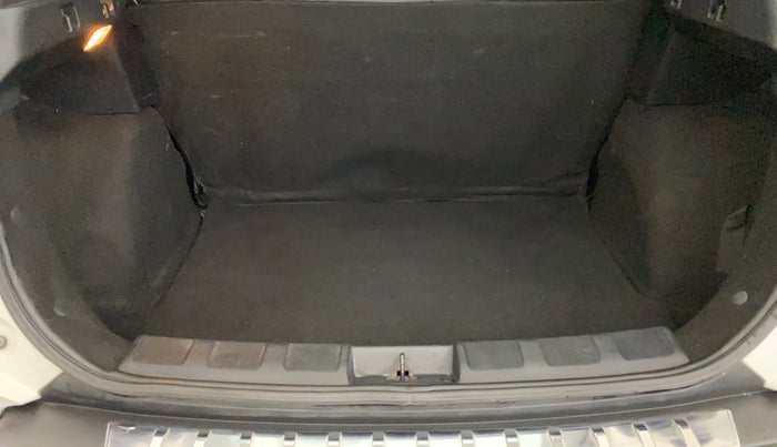 2022 Tata NEXON XM PETROL, Petrol, Manual, 1,16,522 km, Boot Inside