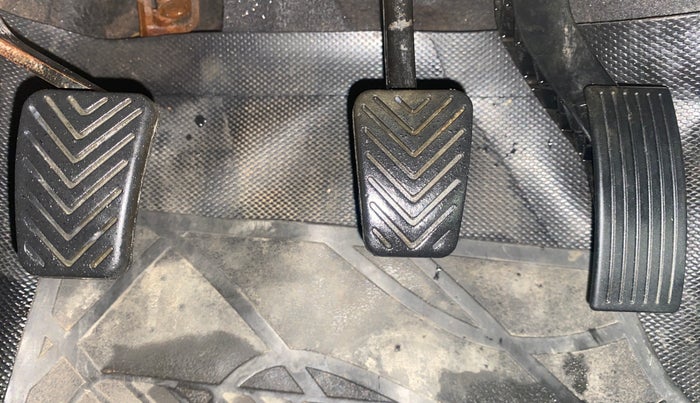 2015 Hyundai Eon 1.0 MAGNA +, Petrol, Manual, 82,902 km, Pedals