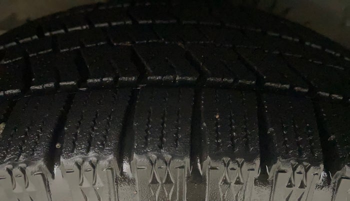 2018 Honda Jazz 1.2L I-VTEC V CVT, Petrol, Automatic, 16,175 km, Right Rear Tyre Tread