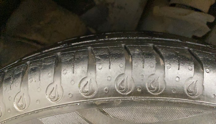 2021 Renault Kwid RXL 1.0, Petrol, Manual, 29,360 km, Right Front Tyre Tread