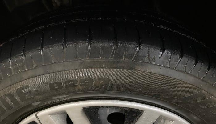 2017 Tata Tiago XT PETROL, Petrol, Manual, 71,017 km, Left Front Tyre Tread