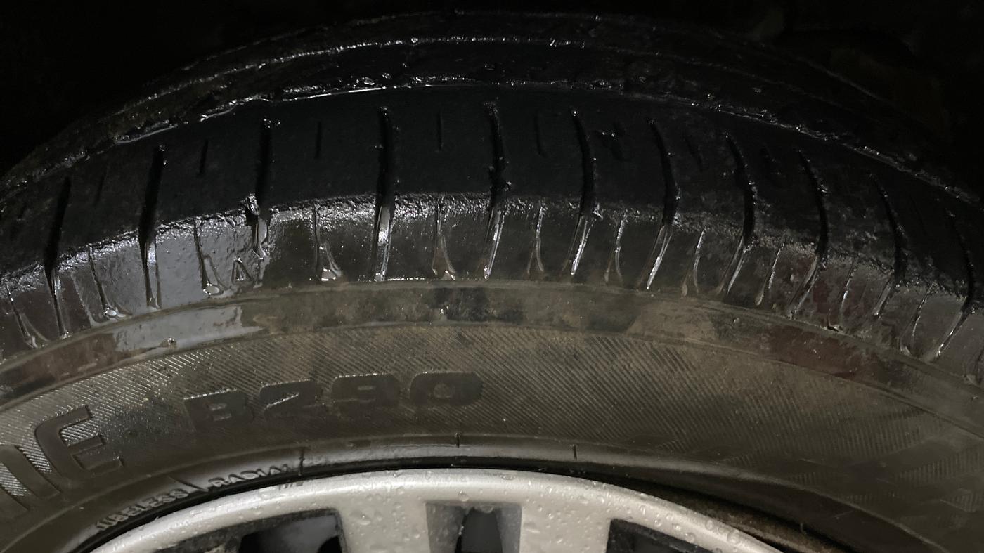 2017 Tata Tiago XT PETROL, Petrol, Manual, 70,892 km, Right Front Tyre Tread