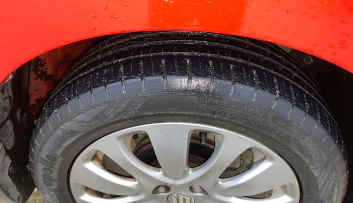 2017 Maruti Baleno ZETA CVT PETROL 1.2, Petrol, Automatic, 25,264 km, Right Front Tyre Tread