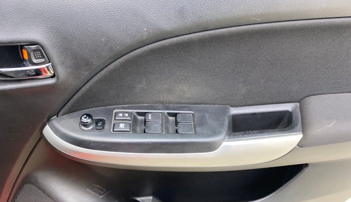 2017 Maruti Baleno ZETA CVT PETROL 1.2, Petrol, Automatic, 25,264 km, Driver Side Door Panels Control