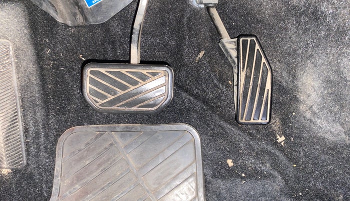 2017 Maruti Baleno ZETA CVT PETROL 1.2, Petrol, Automatic, 25,264 km, Pedals