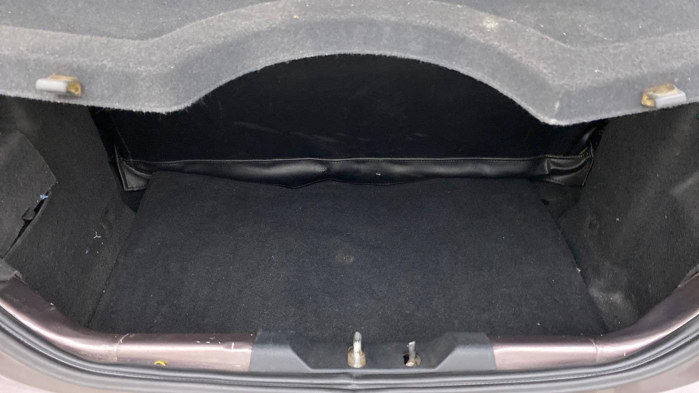 2017 Tata Tiago XZ DIESEL, Diesel, Manual, 52,818 km, Boot Inside
