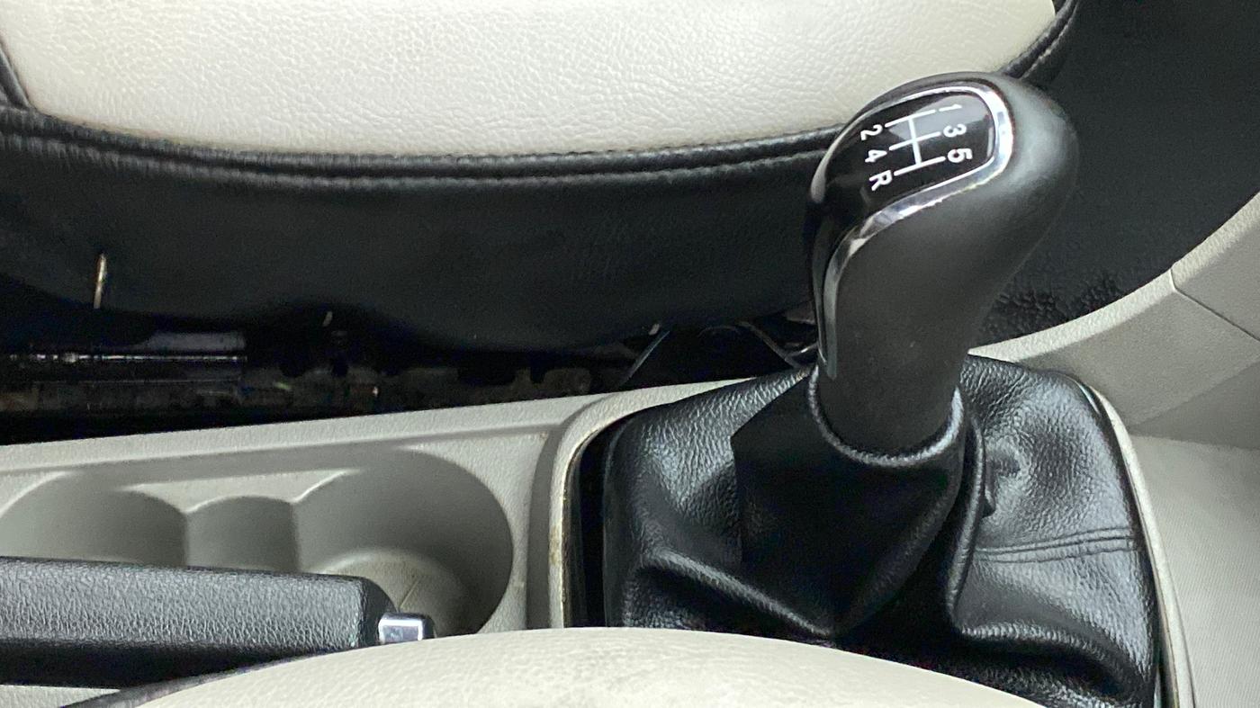 2017 Tata Tiago XZ DIESEL, Diesel, Manual, 52,818 km, Gear Lever