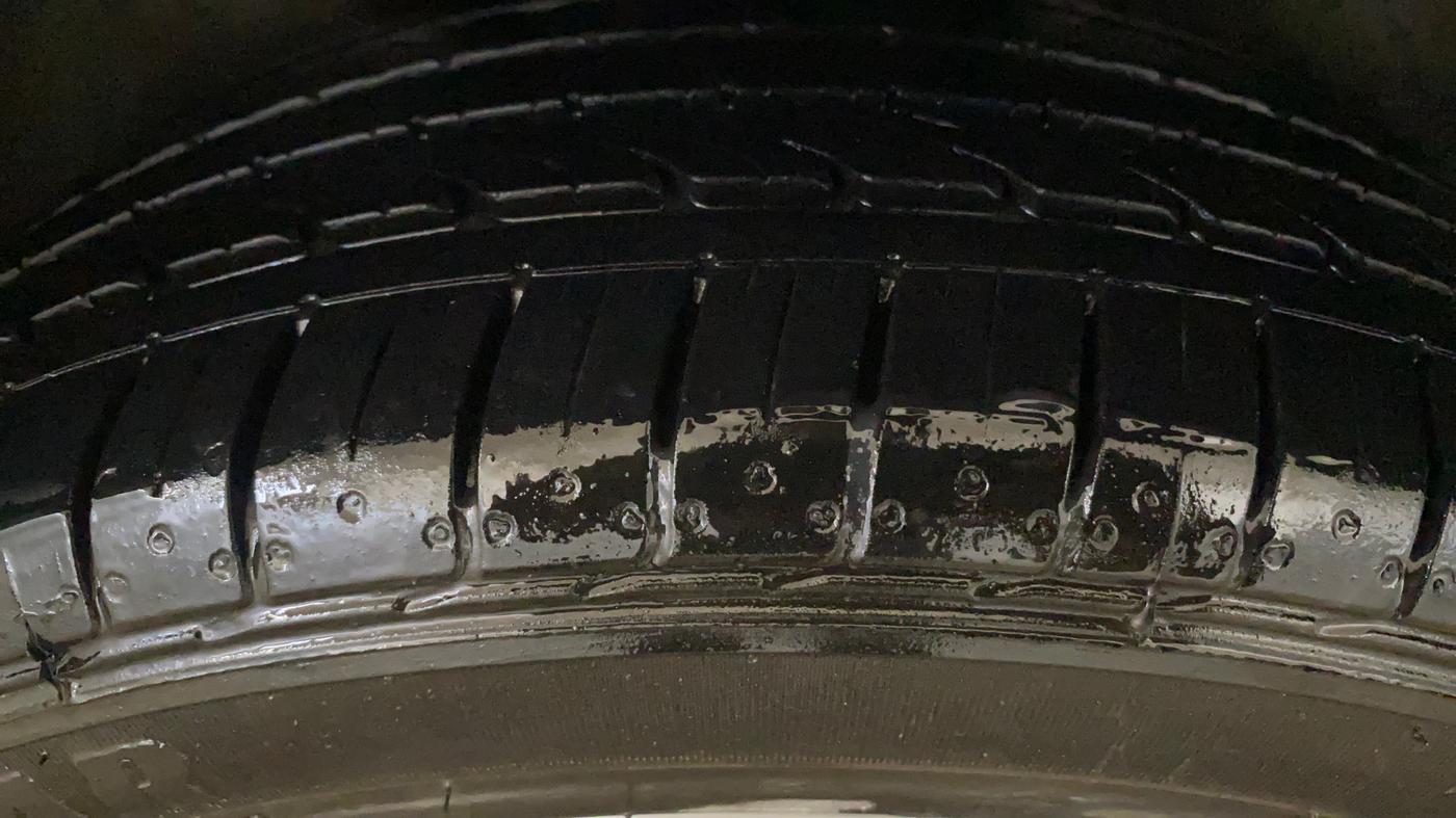2019 Volkswagen Vento HIGHLINE PLUS 1.2 AT, Petrol, Automatic, 49,462 km, Right Rear Tyre Tread
