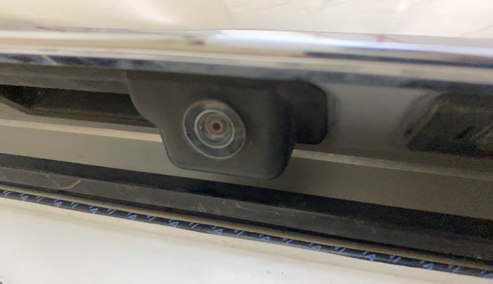 2019 Volkswagen Vento HIGHLINE PLUS 1.2 AT, Petrol, Automatic, 49,445 km, Parking Camera