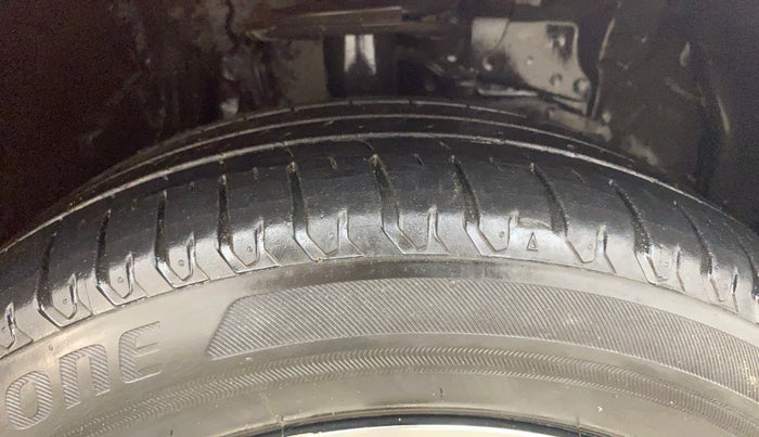 2020 Toyota YARIS V CVT, Petrol, Automatic, 67,534 km, Right Front Tyre Tread