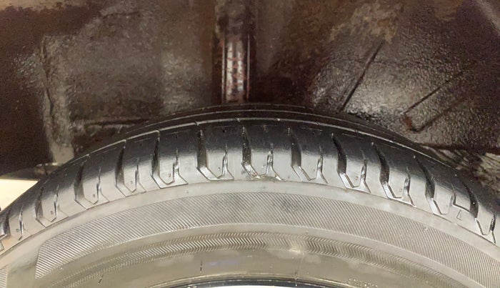 2020 Toyota YARIS V CVT, Petrol, Automatic, 67,534 km, Right Rear Tyre Tread