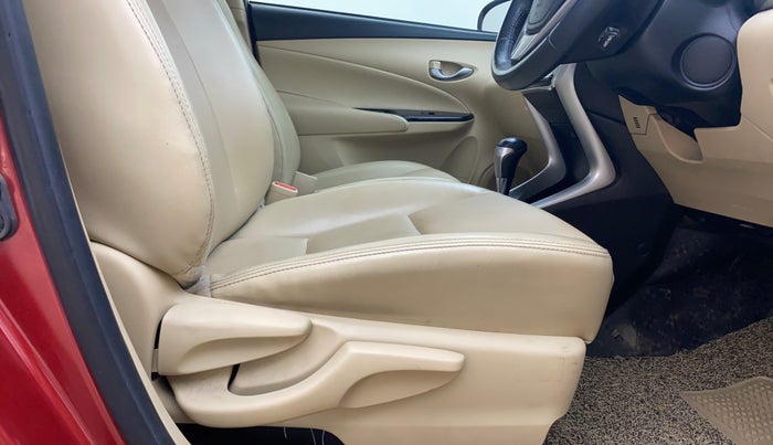 2020 Toyota YARIS V CVT, Petrol, Automatic, 67,534 km, Driver Side Adjustment Panel