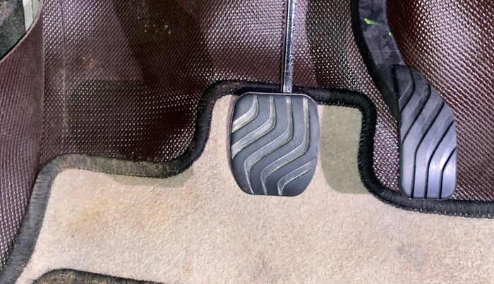 2020 Renault Kwid CLIMBER 1.0 AMT (O), Petrol, Automatic, 29,365 km, Pedals