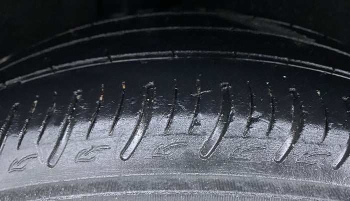 2019 Maruti Baleno DELTA 1.2 K12, Petrol, Manual, 27,137 km, Right Rear Tyre Tread
