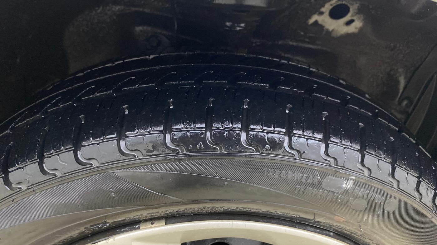 2018 Maruti Wagon R 1.0 VXI, Petrol, Manual, 33,682 km, Right Front Tyre Tread