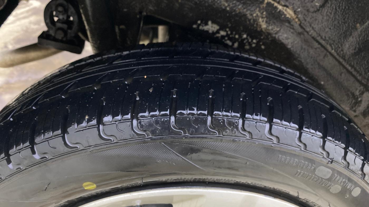 2018 Maruti Wagon R 1.0 VXI, Petrol, Manual, 33,682 km, Right Rear Tyre Tread