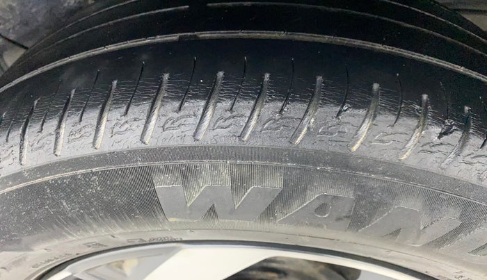 2019 Hyundai VENUE SX 1.0 (O) TURBO, Petrol, Manual, 55,739 km, Left Rear Tyre Tread