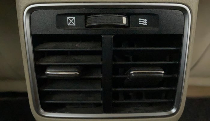 2018 Maruti Ciaz ALPHA  AT 1.5 SHVS PETROL, Petrol, Automatic, 92,446 km, Rear AC Vents