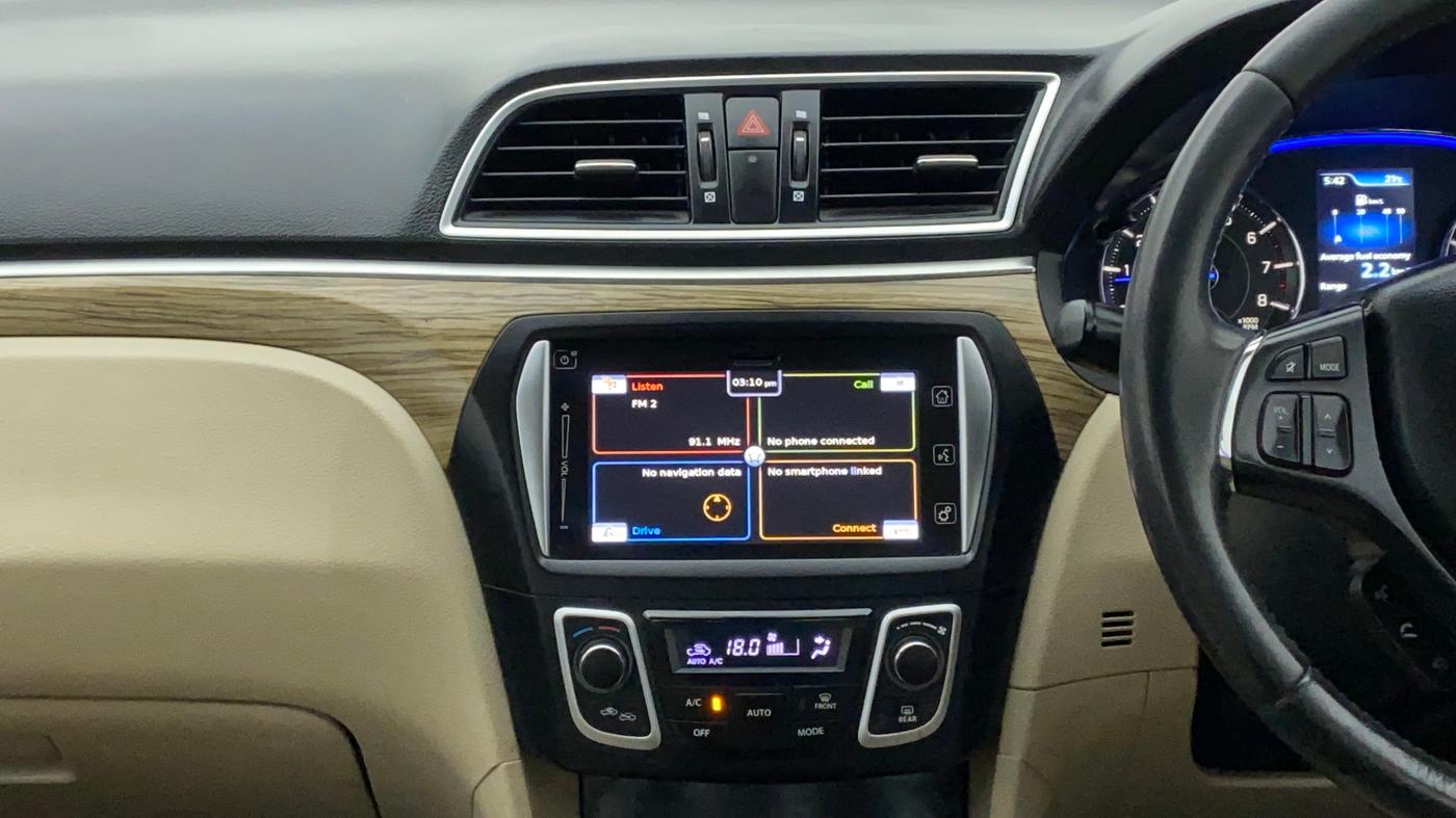 2018 Maruti Ciaz ALPHA  AT 1.5 SHVS PETROL, Petrol, Automatic, 92,446 km, Air Conditioner