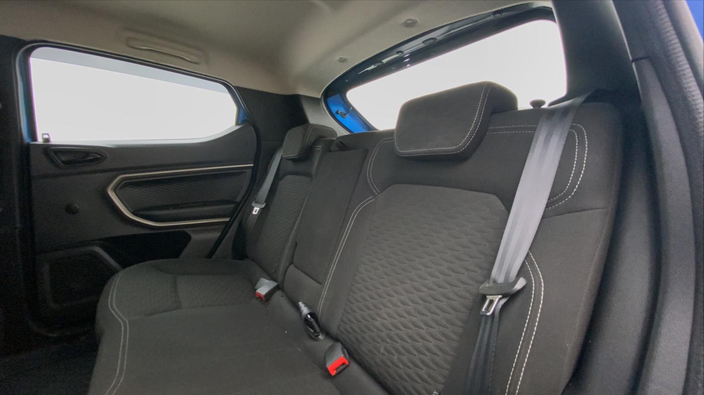 2021 Renault Kiger RXZ 1.0 TURBO MT DUAL TONE, Petrol, Manual, 7,063 km, Right Side Rear Door Cabin