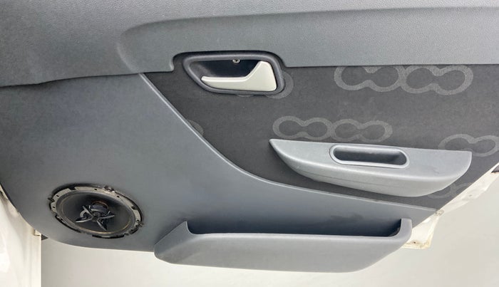 2014 Maruti Alto 800 LXI, Petrol, Manual, 63,025 km, Driver Side Door Panels Control