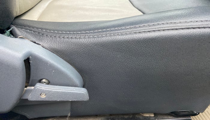 2014 Maruti Alto 800 LXI, Petrol, Manual, 63,025 km, Driver Side Adjustment Panel