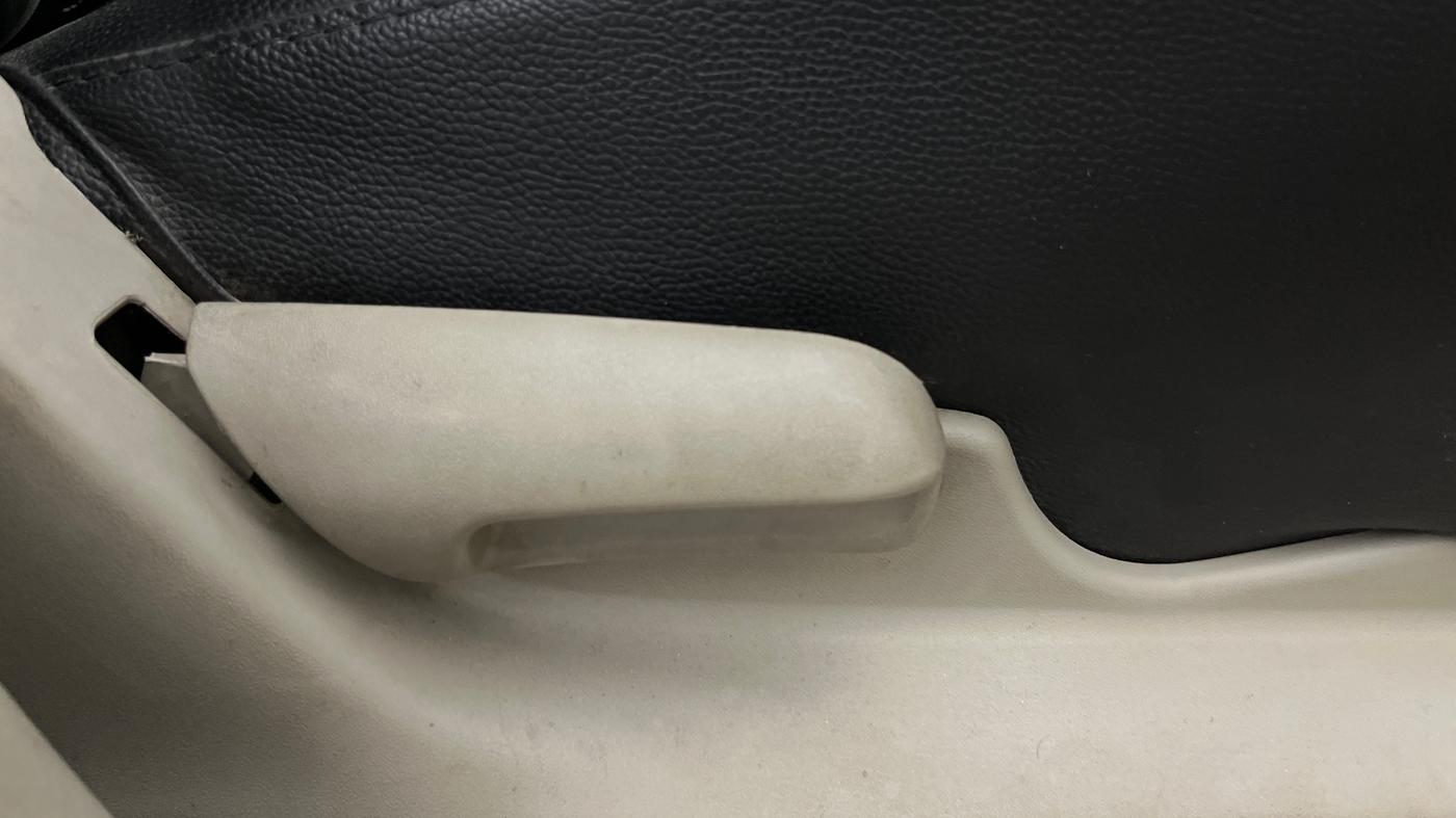 2018 Maruti Celerio VXI AMT, Petrol, Automatic, 32,770 km, Driver Side Adjustment Panel