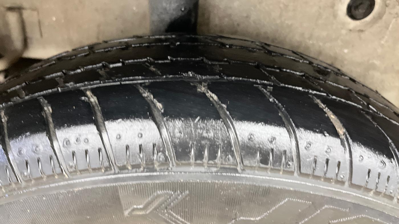 2018 Maruti Celerio VXI AMT, Petrol, Automatic, 32,770 km, Right Rear Tyre Tread