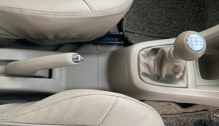 2017 Maruti Ertiga VXI, Petrol, Manual, 73,188 km, Gear Lever