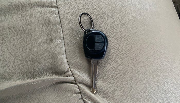 2017 Maruti Ertiga VXI, Petrol, Manual, 73,188 km, Key Close Up