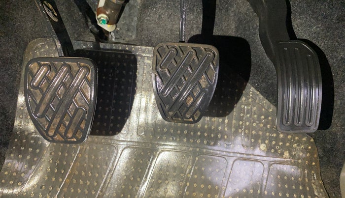 2015 Datsun Go T, Petrol, Manual, 25,845 km, Pedals