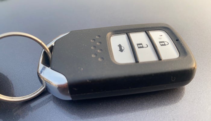 2017 Honda City 1.5L I-VTEC VX, Petrol, Manual, 46,585 km, Key Close Up