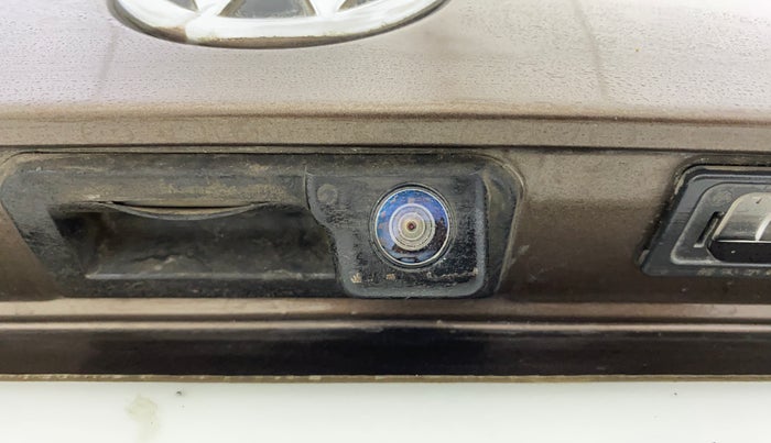 2016 Volkswagen Ameo HIGHLINE DSG 1.5 DIESEL , Diesel, Automatic, 1,06,980 km, Parking Camera