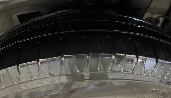 2017 Hyundai Xcent E, Petrol, Manual, 94,858 km, Left Rear Tyre Tread