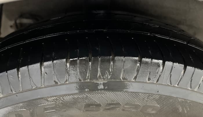 2017 Hyundai Xcent E, Petrol, Manual, 94,858 km, Right Rear Tyre Tread