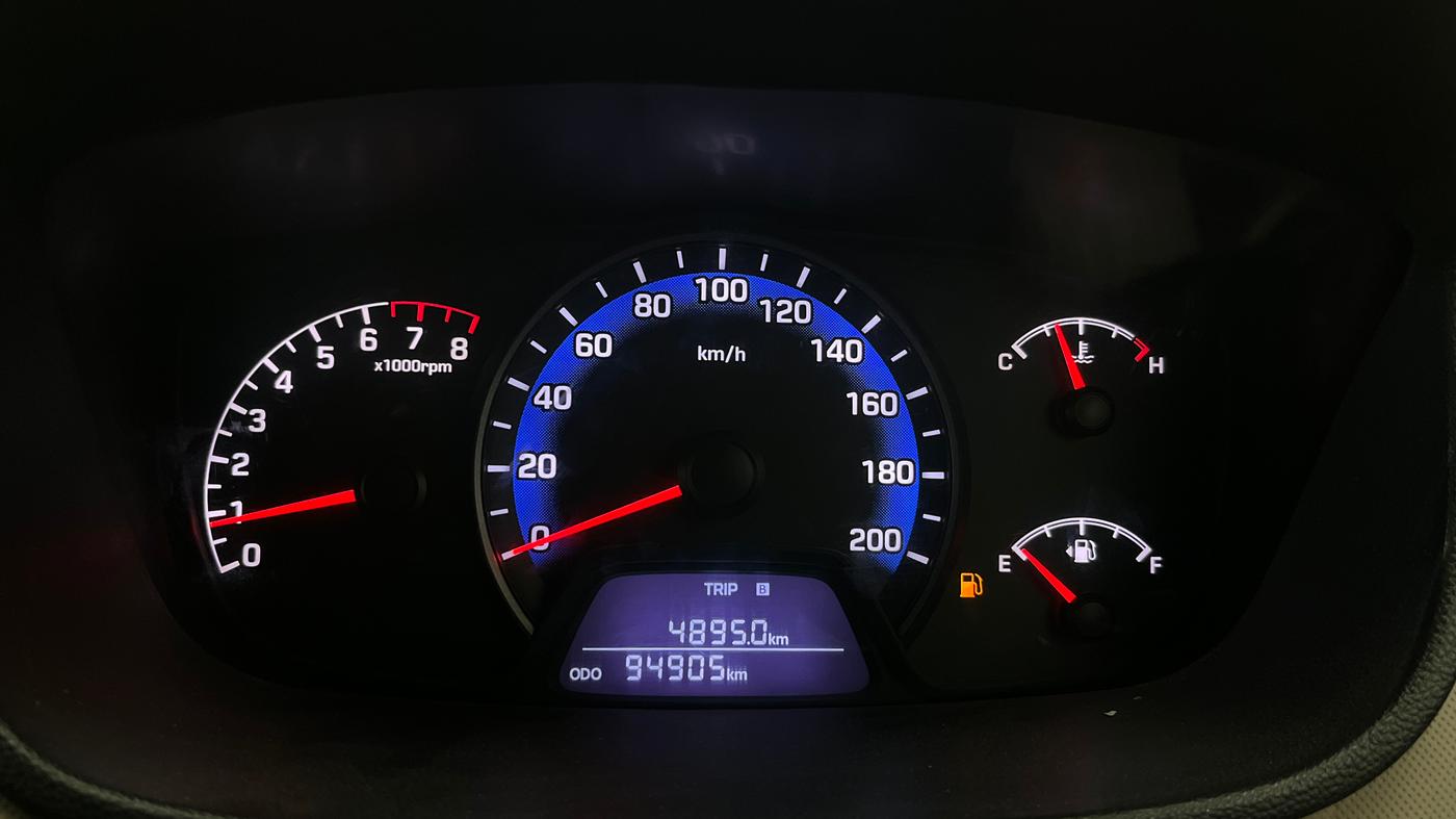 2017 Hyundai Xcent E, Petrol, Manual, 94,812 km, Odometer Image