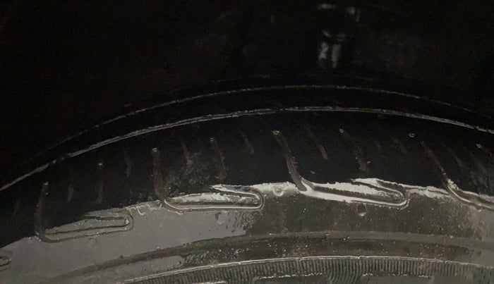 2016 Hyundai Xcent SX 1.2, Petrol, Manual, 78,511 km, Right Front Tyre Tread