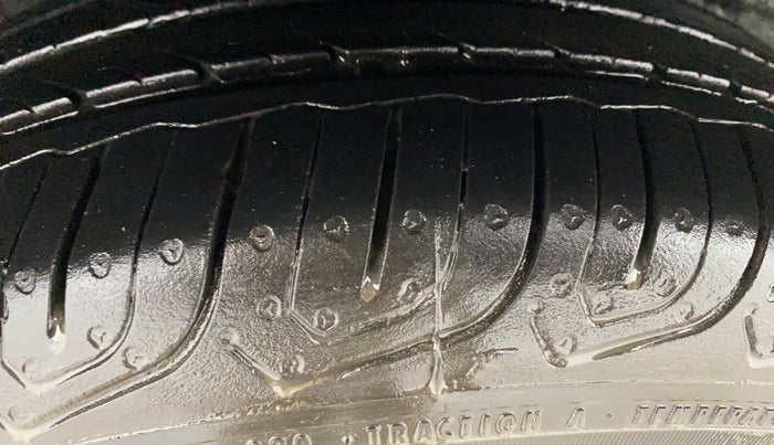 2020 Hyundai GRAND I10 NIOS MAGNA CORPORATE EDITION AMT 1.2 KAPPA VTVT, Petrol, Automatic, 66,083 km, Right Rear Tyre Tread