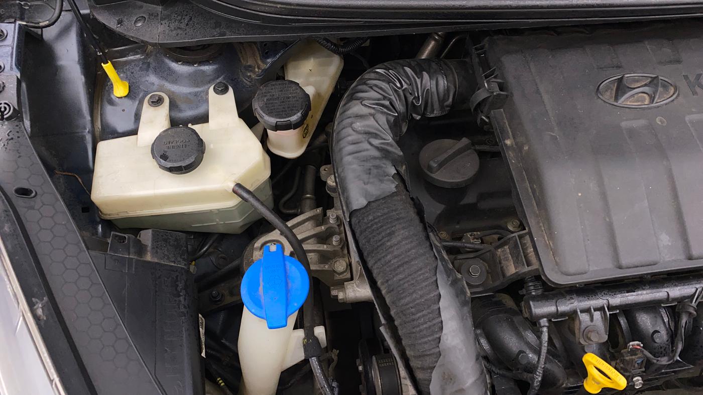 2020 Hyundai GRAND I10 NIOS MAGNA CORPORATE EDITION AMT 1.2 KAPPA VTVT, Petrol, Automatic, 66,083 km, Engine View - Right
