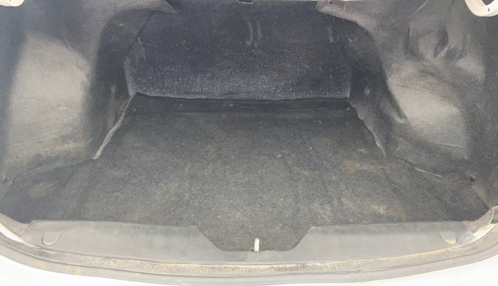 2017 Maruti Ciaz ALPHA  AT 1.4  PETROL, Petrol, Automatic, 1,21,500 km, Boot Inside