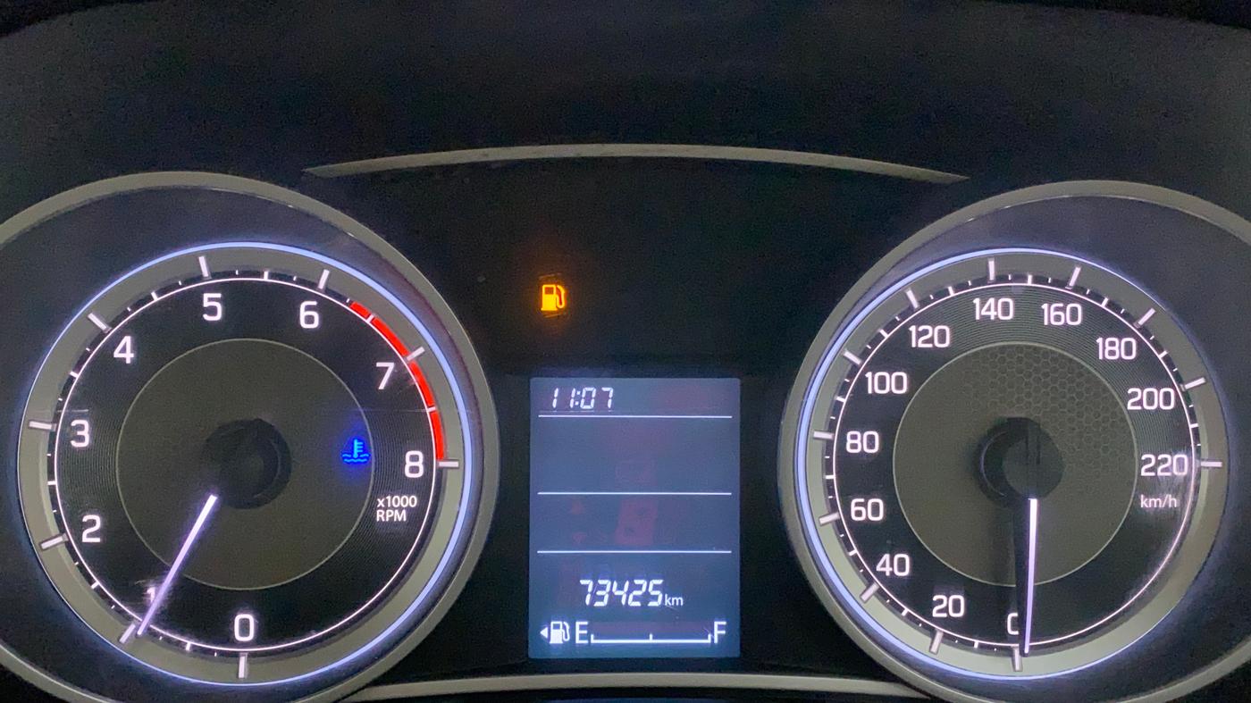 2017 Maruti Dzire VXI, Petrol, Manual, 73,410 km, Odometer Image