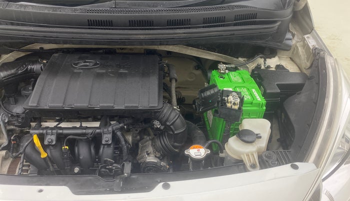 2015 Hyundai Grand i10 SPORTZ 1.2 KAPPA VTVT, Petrol, Manual, 94,261 km, Engine View - Left