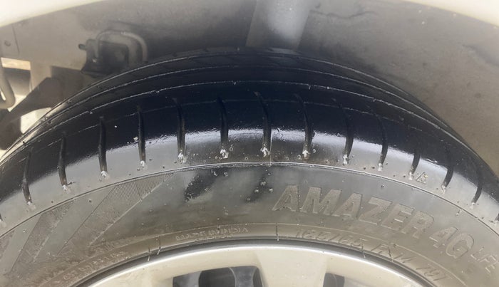 2015 Hyundai Grand i10 SPORTZ 1.2 KAPPA VTVT, Petrol, Manual, 94,261 km, Right Rear Tyre Tread