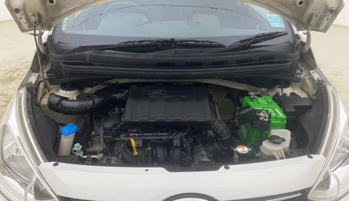 2015 Hyundai Grand i10 SPORTZ 1.2 KAPPA VTVT, Petrol, Manual, 94,261 km, Engine View