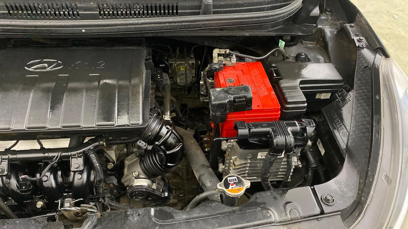 2020 Hyundai GRAND I10 NIOS SPORTZ AMT 1.2 KAPPA VTVT, Petrol, Automatic, 26,573 km, Engine View - Left