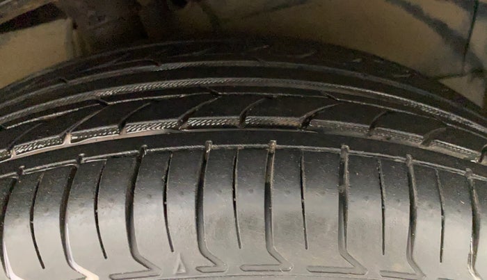 2014 Maruti Ritz ZDI, Diesel, Manual, 91,045 km, Right Front Tyre Tread