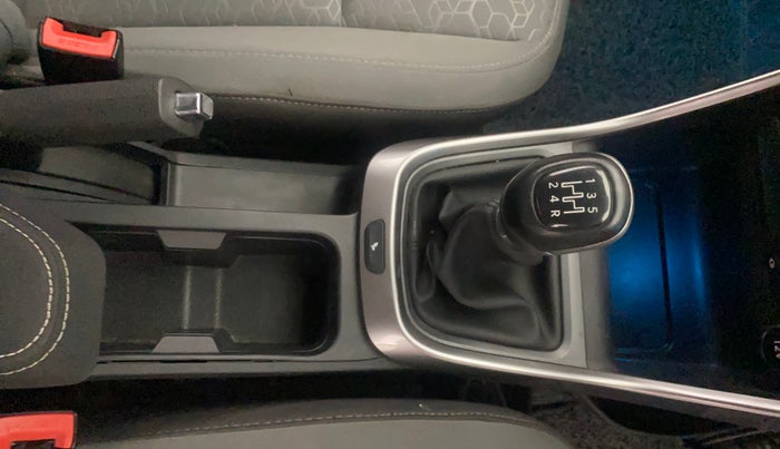 2021 Tata ALTROZ XZ PETROL, Petrol, Manual, 31,006 km, Gear Lever