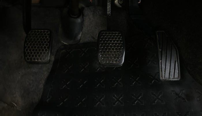 2014 Maruti Alto K10 VXI P, Petrol, Manual, 64,603 km, Pedals