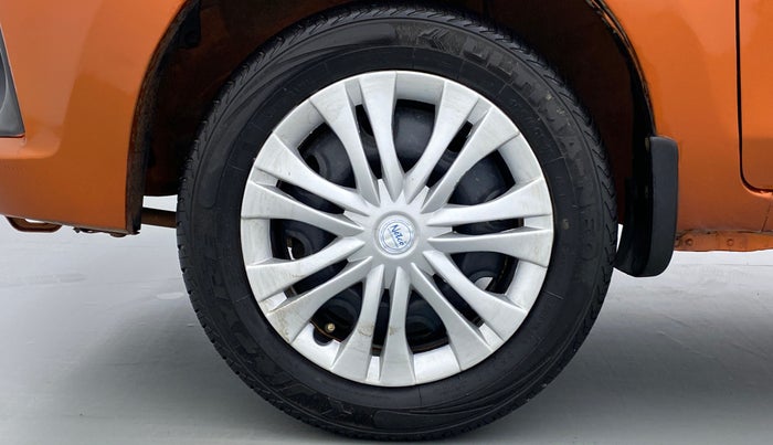 2014 Maruti Alto K10 VXI P, Petrol, Manual, 64,603 km, Left Front Wheel